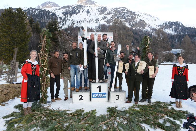 Preisverleihung bei der Jäger Ski WM 2015 in Silvaplana | © Montafon Tourismus GmbH, Schruns Preisverleihung bei der Jäger Ski WM 2015 in Silvaplana | © Montafon Tourismus GmbH, Schruns