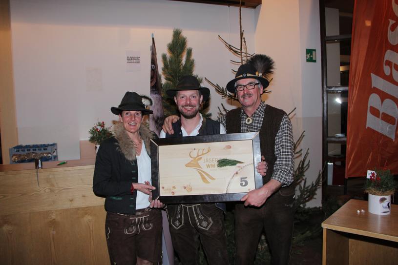Preisverleihung bei der Jäger Ski WM 2017 im Sarntal | © Montafon Tourismus GmbH, Schruns Preisverleihung bei der Jäger Ski WM 2017 im Sarntal | © Montafon Tourismus GmbH, Schruns